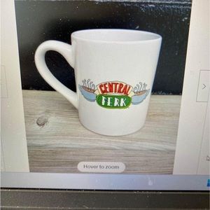 Friends Central Perk “How You Brewin?” White ceramic coffee mug 14 oz like new
